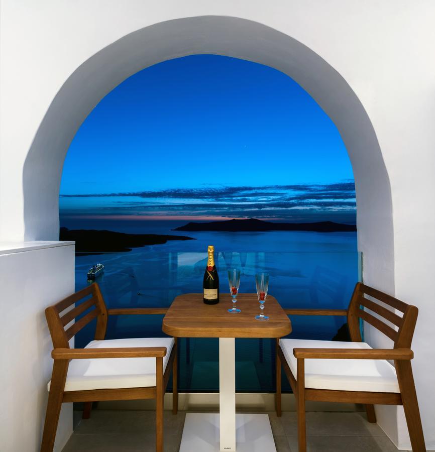 Iriana Suites Fira  Luaran gambar