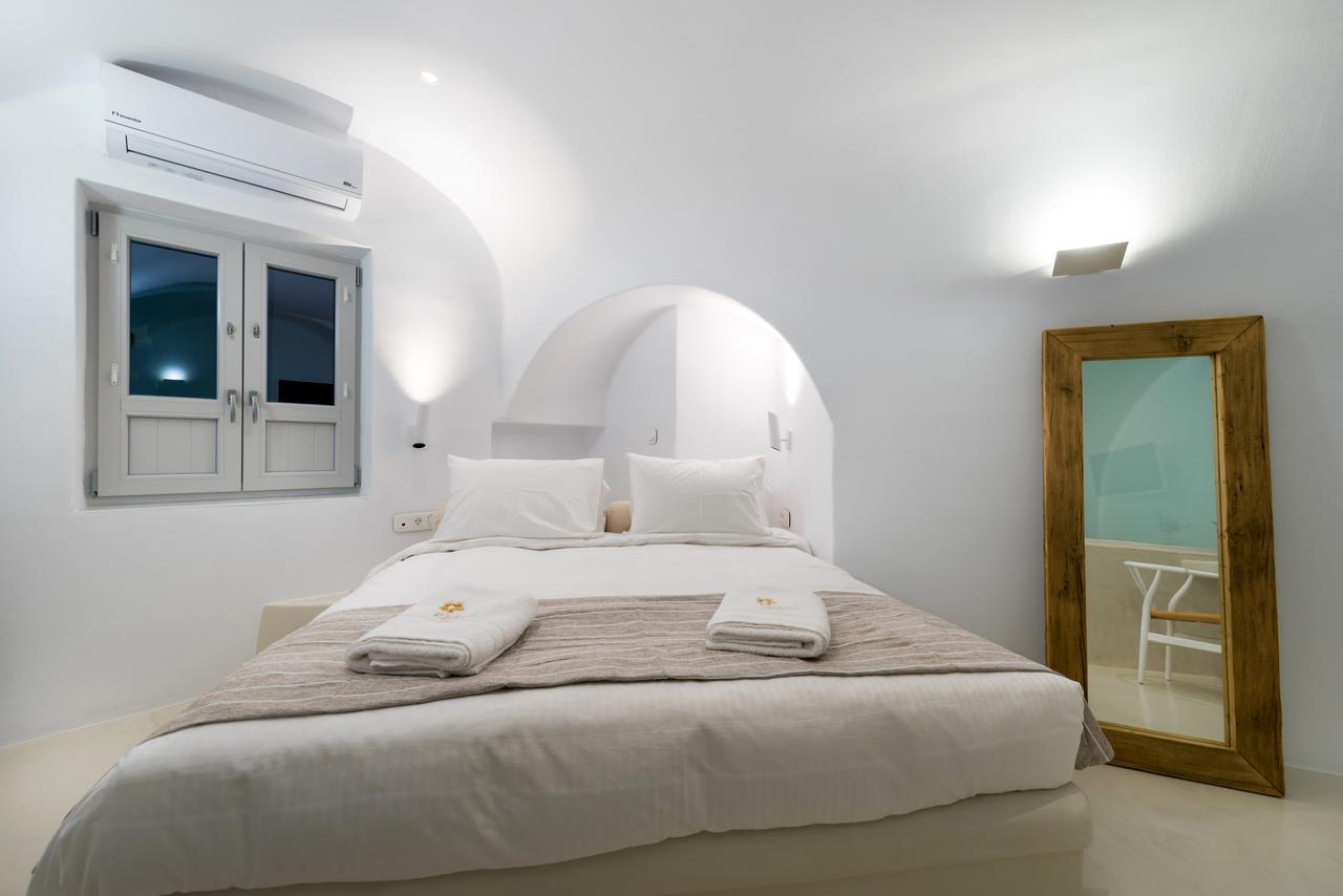 Iriana Suites Fira  Luaran gambar