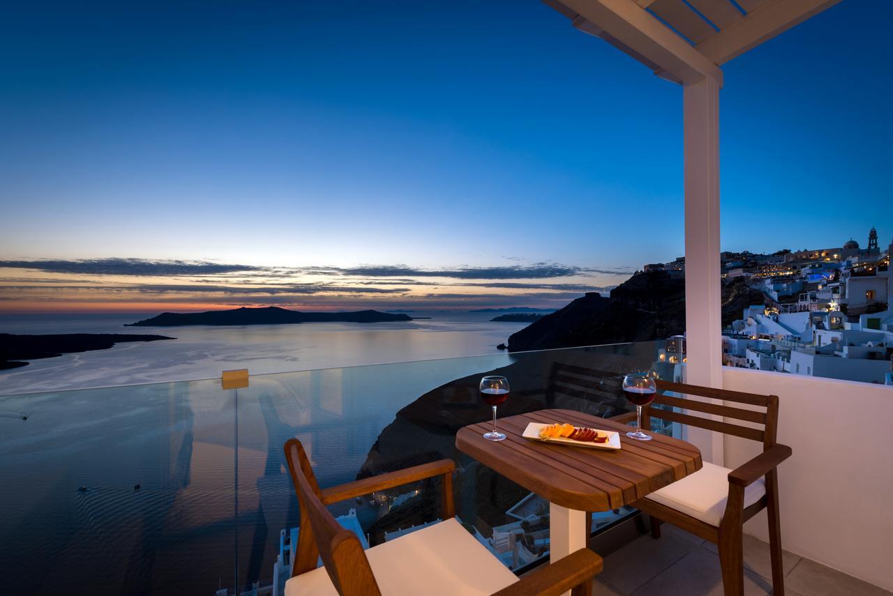 Iriana Suites Fira  Luaran gambar