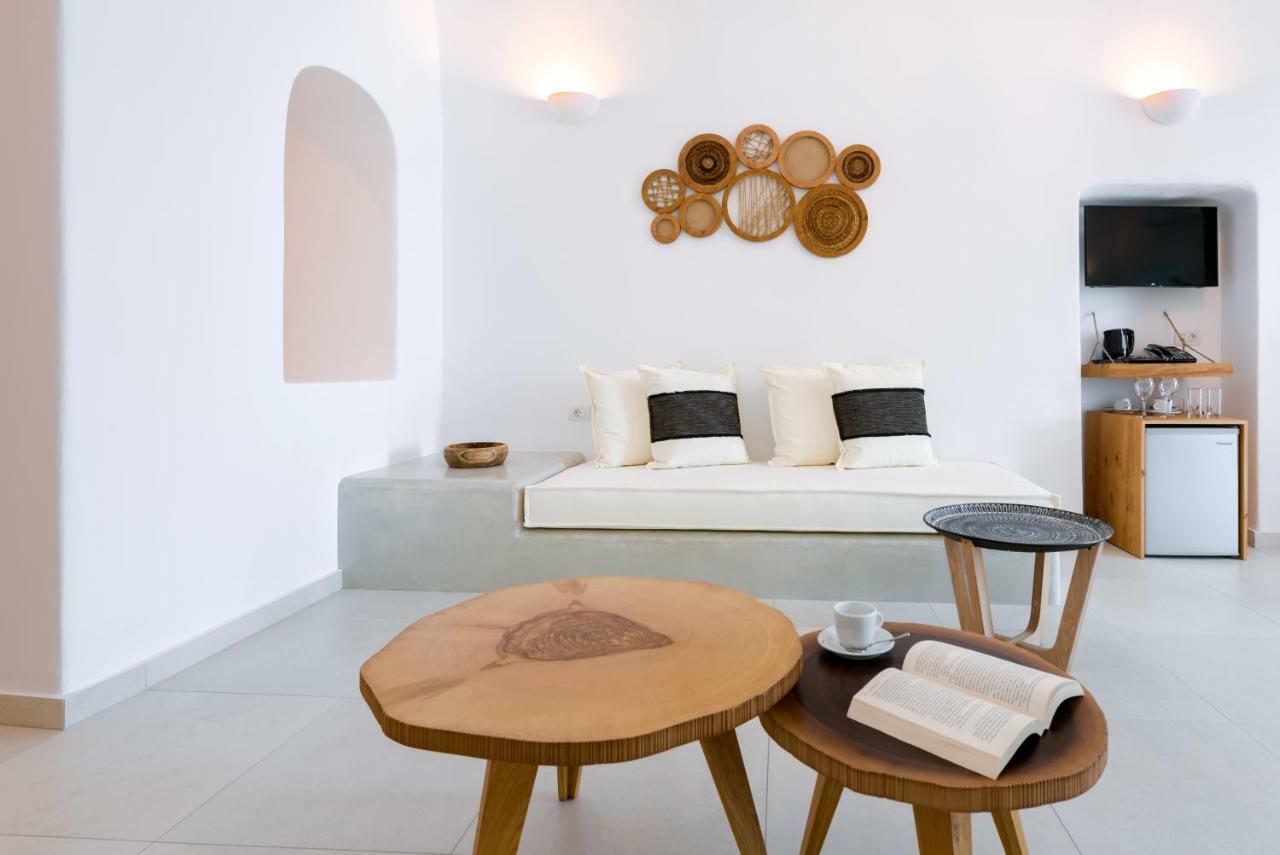 Iriana Suites Fira  Luaran gambar