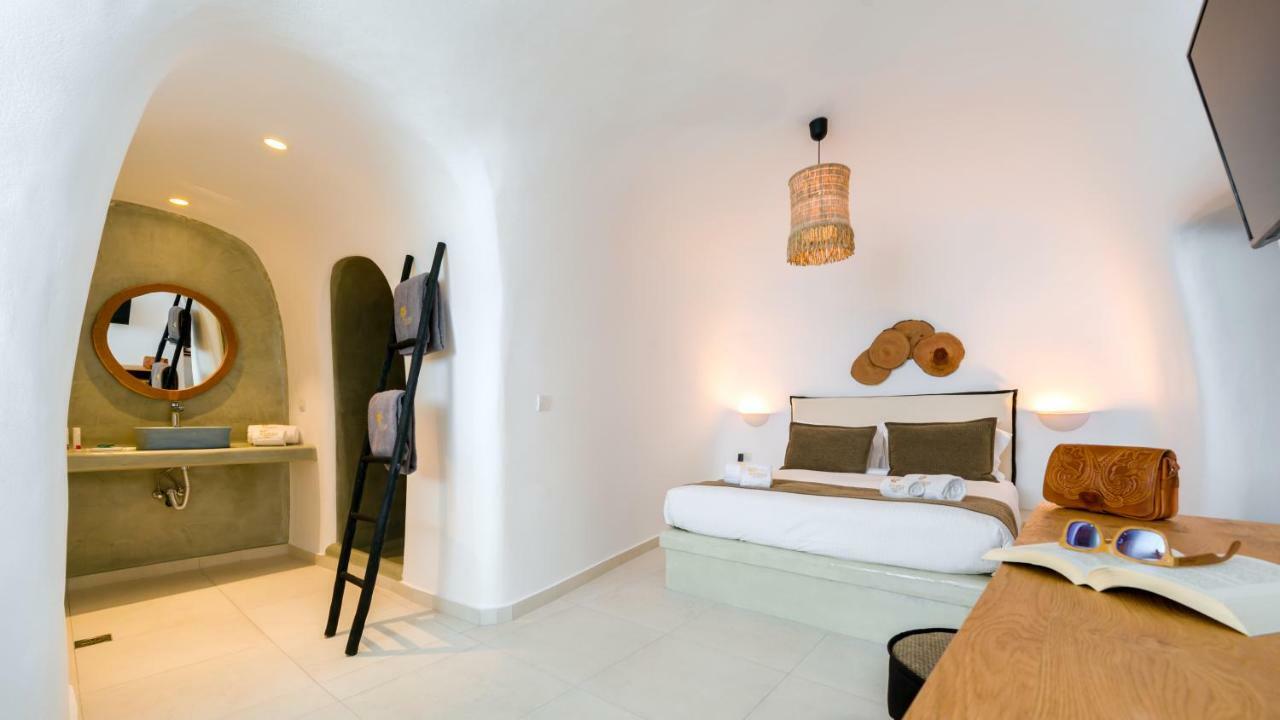 Iriana Suites Fira  Luaran gambar