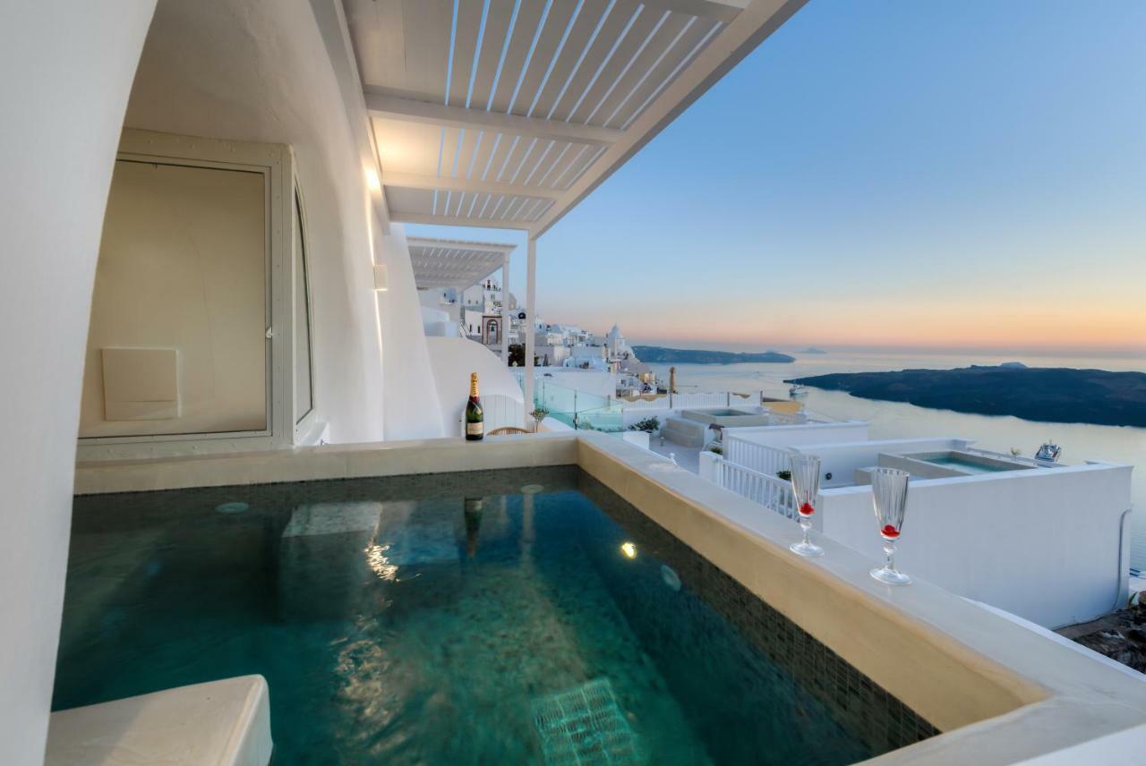 Iriana Suites Fira  Luaran gambar