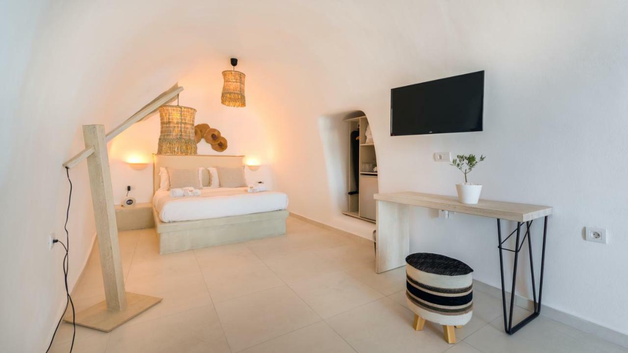 Iriana Suites Fira  Luaran gambar